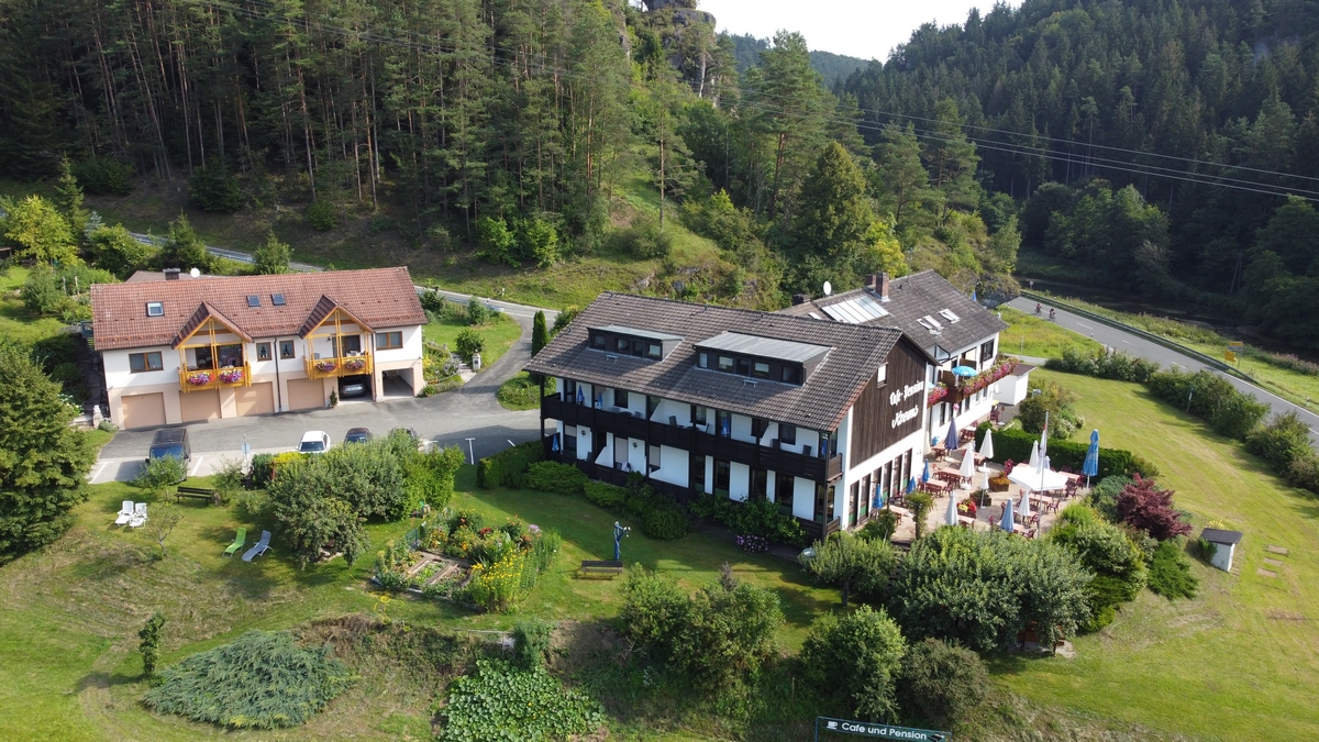 Cafe Pension Krems aus der Vogelperspektive